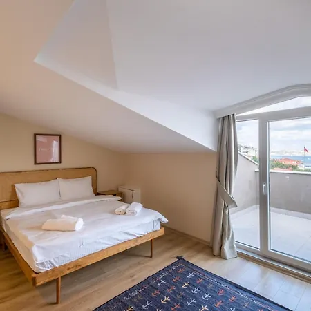 Bosphorus Bliss - Stunning 6br Dublex Penthouse דירה
