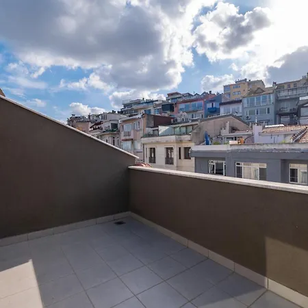Bosphorus Bliss - Stunning 6br Dublex Penthouse איסטמבול