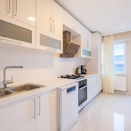 Bosphorus Bliss - Stunning 6br Dublex Penthouse Istambul