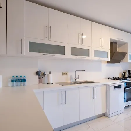 Bosphorus Bliss - Stunning 6br Dublex Penthouse Appartement *